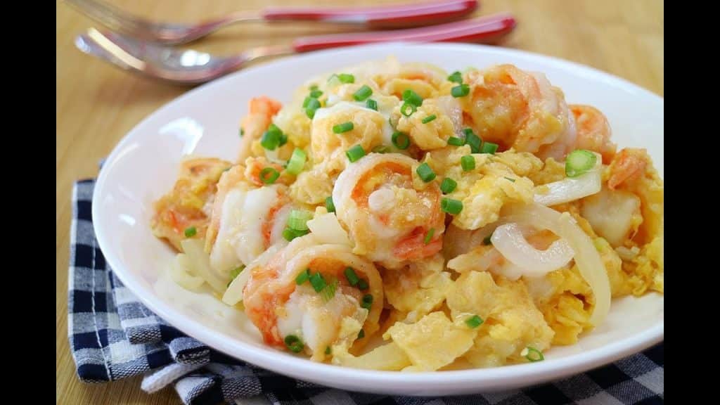 ไข่คั่วกุ้ง อาหารง่ายๆ Roasted Eggs with Shrimp 1