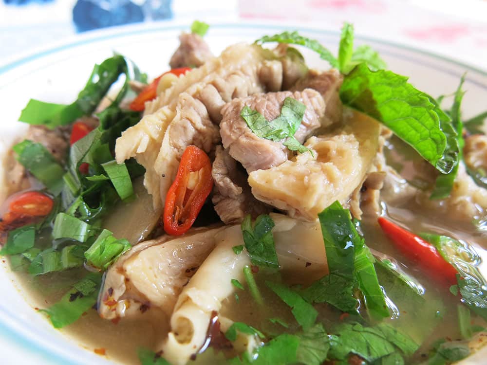 สูตรอาหาร ต้มแซ่บเนื้อวัว Spicy Beef Soup